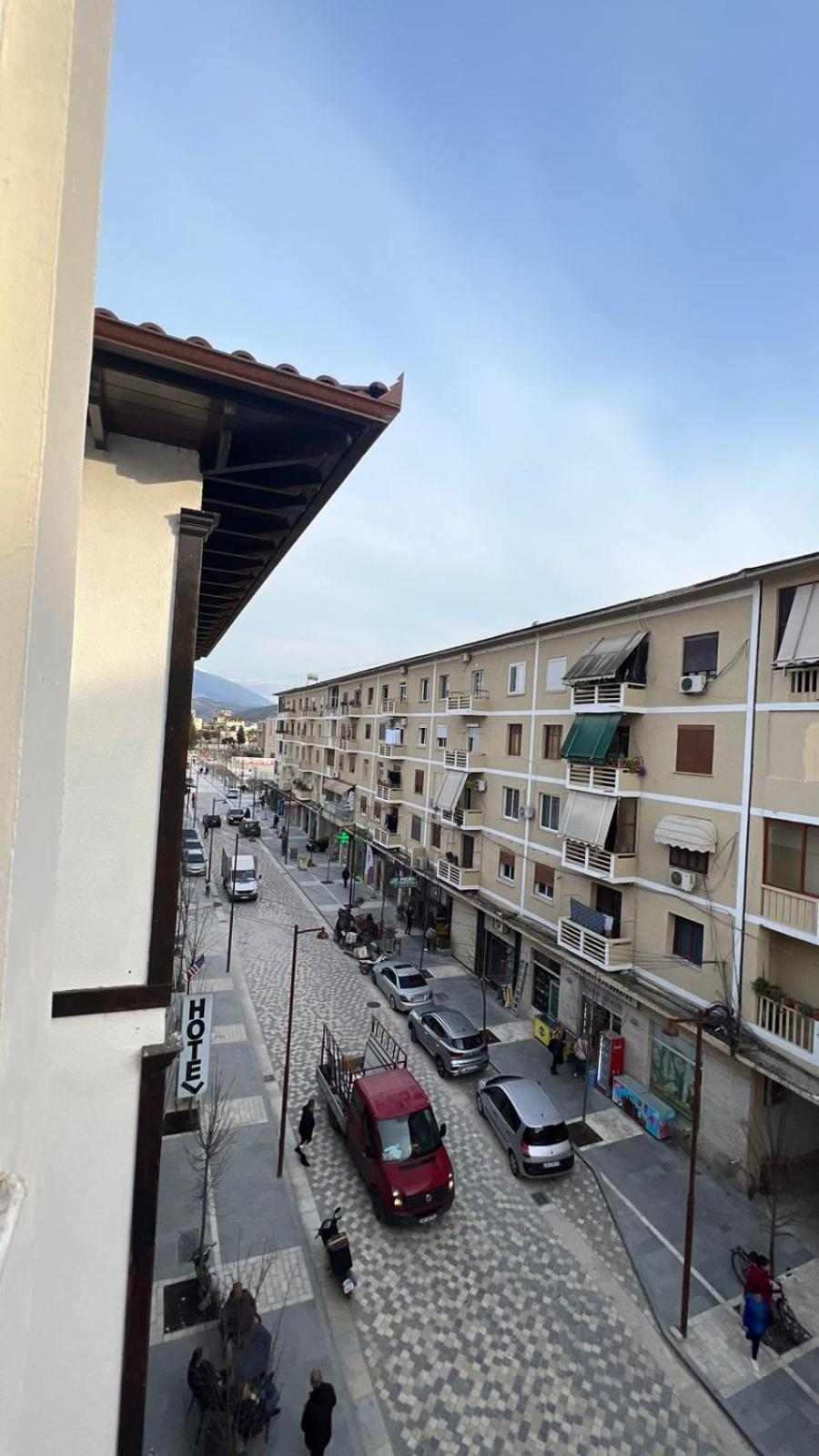 Algen Room'S Berat Exterior photo